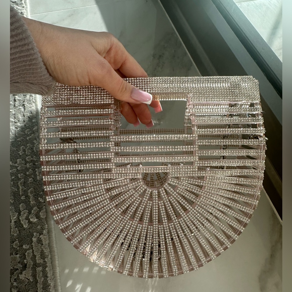 JESSICA BARA AINSLEY EVENING
CRYSTAL PURSE